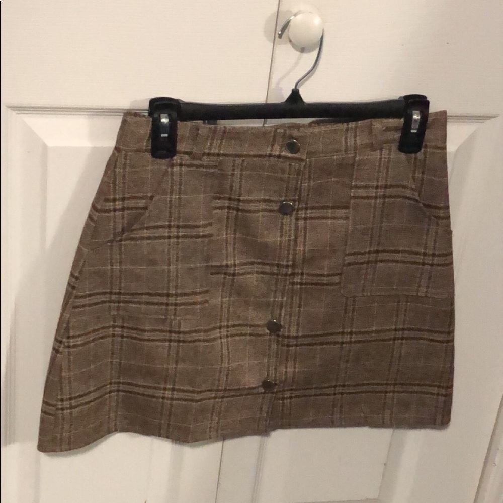 High waisted skirt